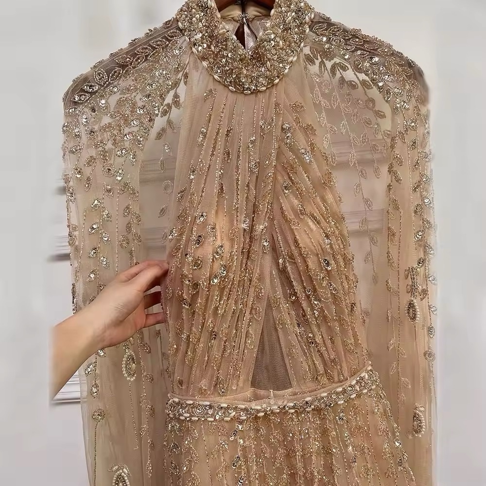 Dress - Picture 5 of 10